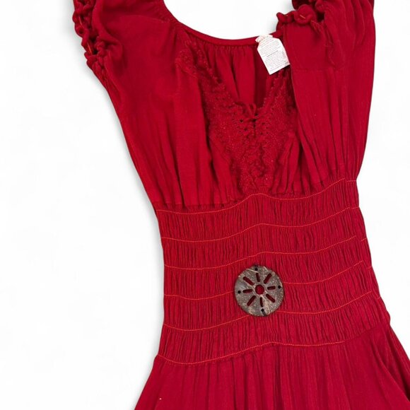 Red Dress - Picture 3 of 4